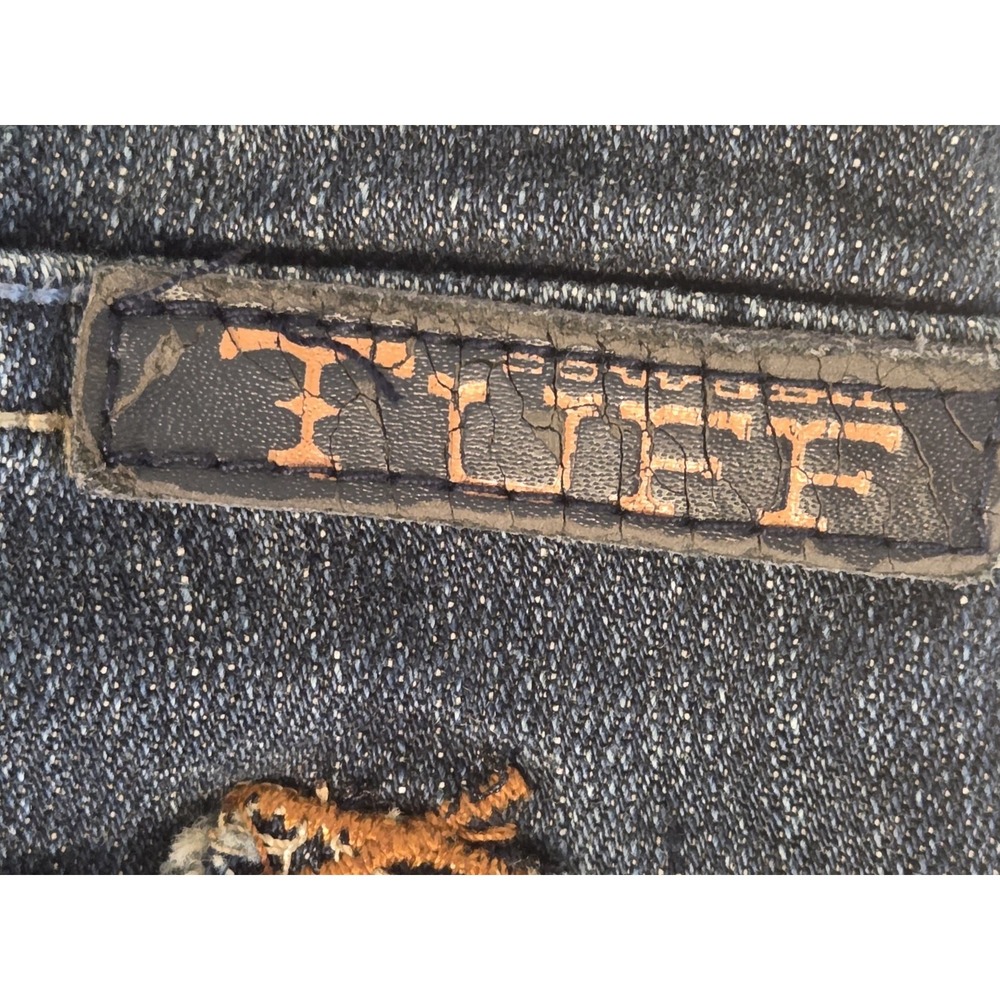 Cowgirl Tuff Co. Womens Jeans WILD THING Barbed Wire Bootcut Tag Sz 29 *(32x35) - Picture 6 of 16